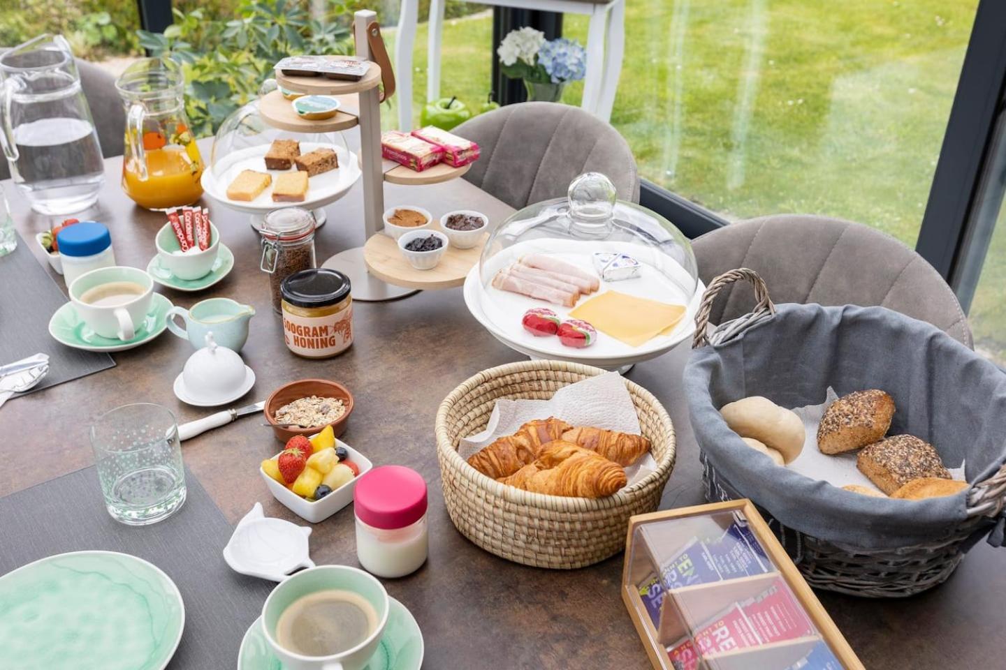 B&B La Villa Orchidees, Breakfast Included Bassenge Eksteriør bilde
